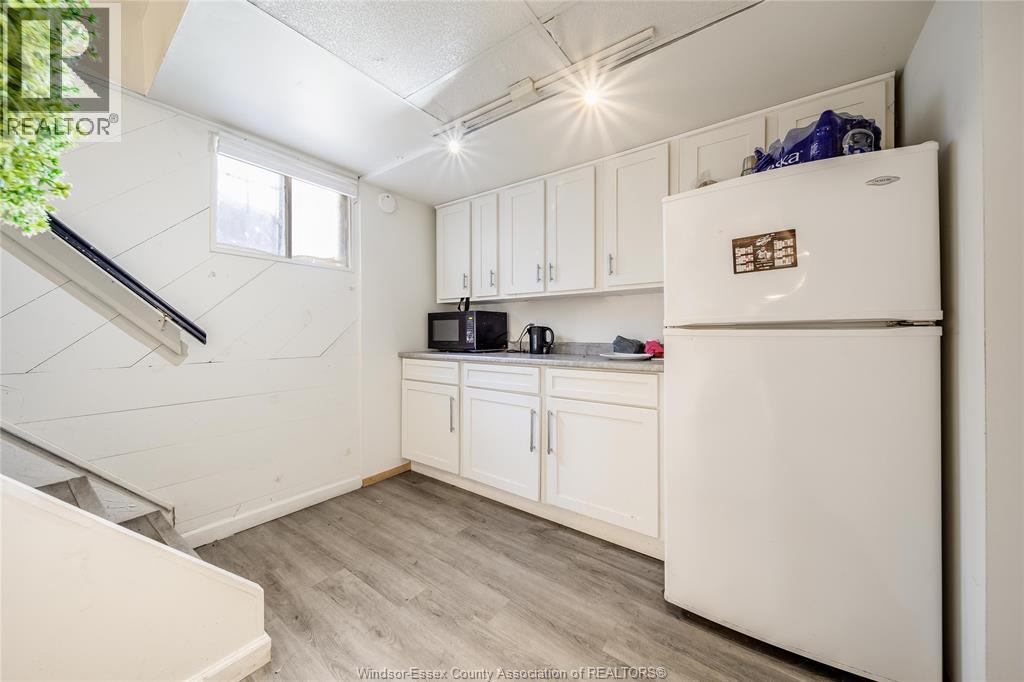 560 Chatham Street, Windsor, Ontario  N9A 5N2 - Photo 15 - 25027222