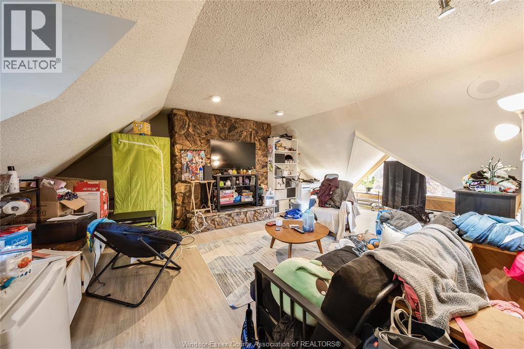 560 Chatham Street, Windsor, Ontario  N9A 5N2 - Photo 25 - 25027222