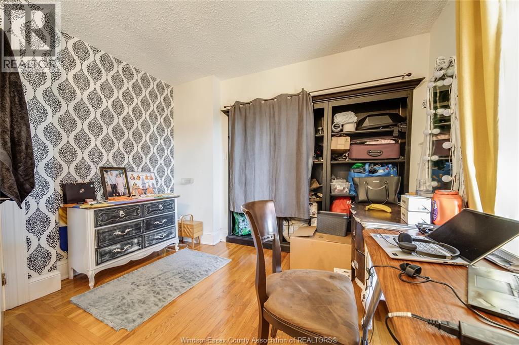 560 Chatham Street, Windsor, Ontario  N9A 5N2 - Photo 22 - 25027222