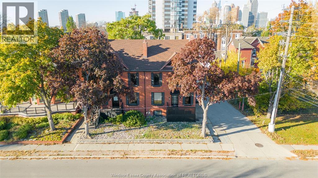 560 Chatham Street, Windsor, Ontario  N9A 5N2 - Photo 37 - 25027222