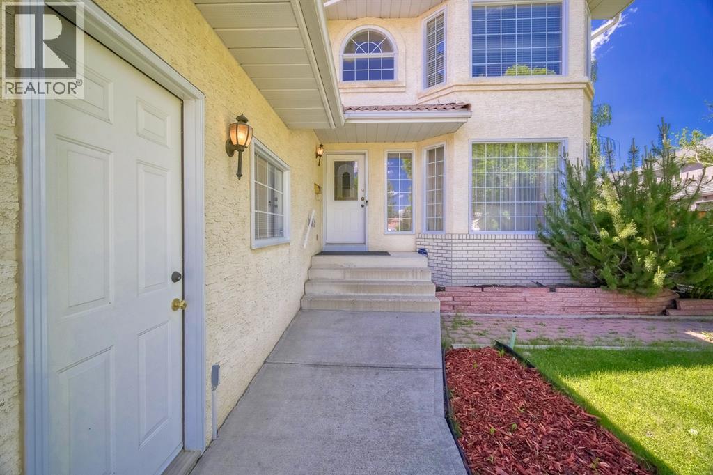 47 Hampshire Grove Nw, Calgary, Alberta  T2W 5Y2 - Photo 4 - A2264514