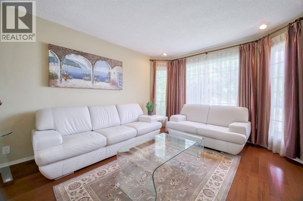 47 Hampshire Grove Nw, Calgary, Alberta  T2W 5Y2 - Photo 6 - A2264514