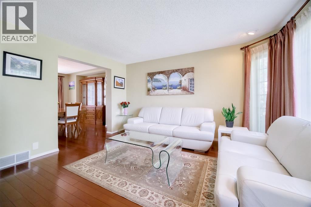 47 Hampshire Grove Nw, Calgary, Alberta  T2W 5Y2 - Photo 5 - A2264514