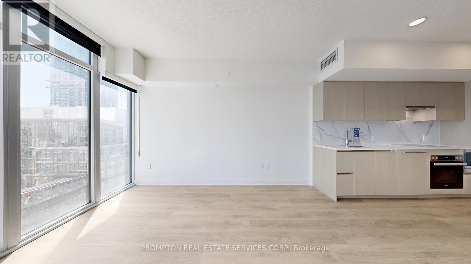 515 - 1 Concord Cityplace Way, Toronto, Ontario  M5V 0X3 - Photo 17 - C12494686