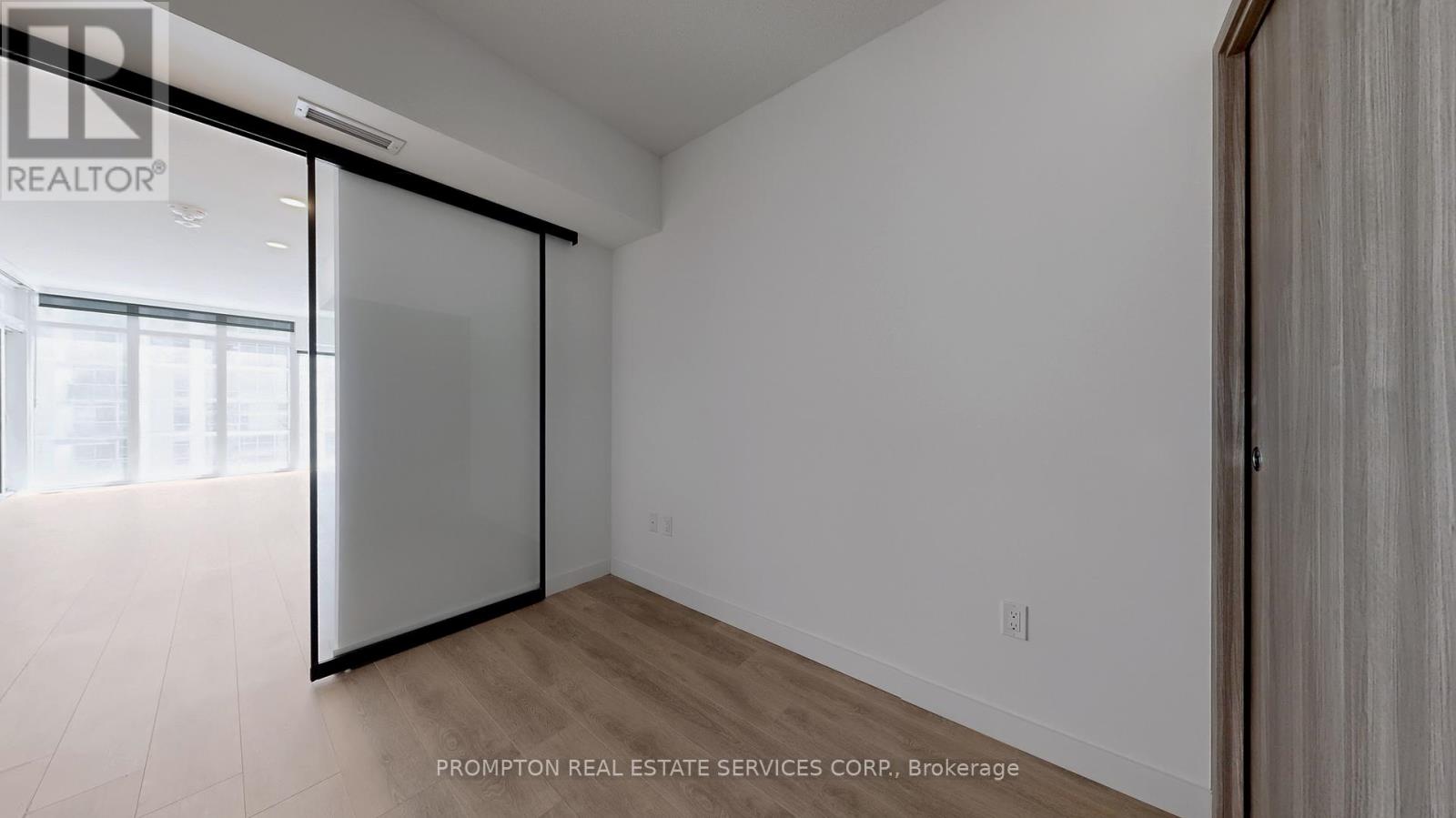 515 - 1 Concord Cityplace Way, Toronto, Ontario  M5V 0X3 - Photo 30 - C12494686