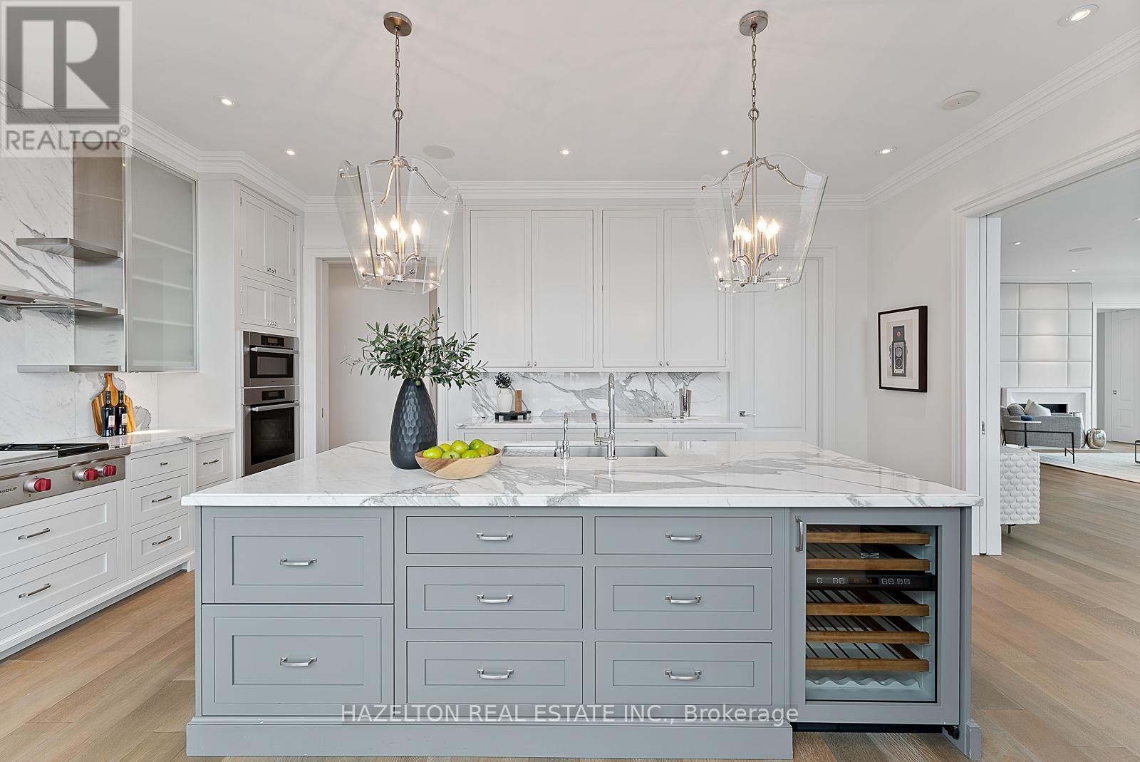 4802 - 50 Yorkville Avenue, Toronto (Annex), Ontario  M4W 0A3 - Photo 15 - C12494706