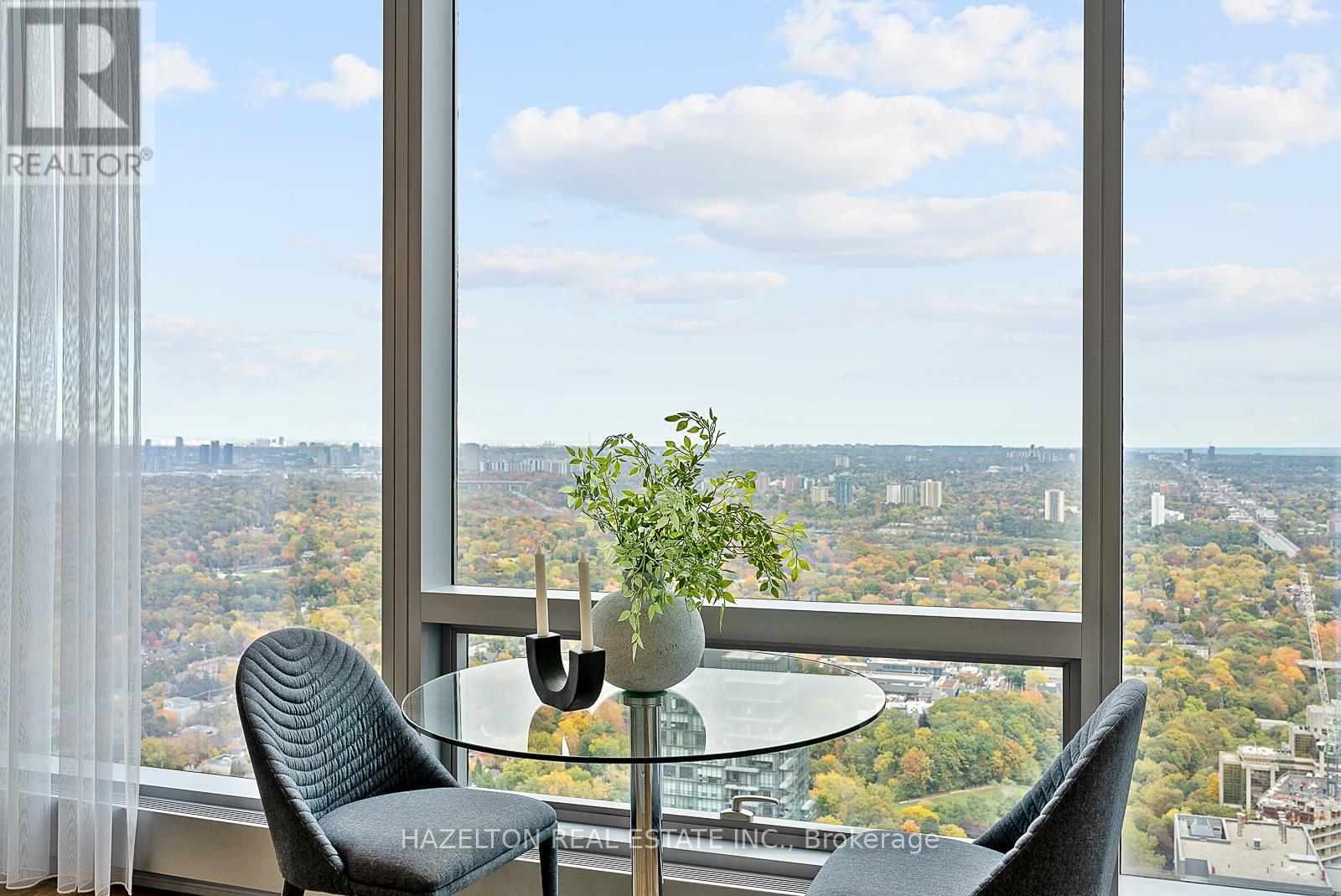 4802 - 50 Yorkville Avenue, Toronto (Annex), Ontario  M4W 0A3 - Photo 16 - C12494706