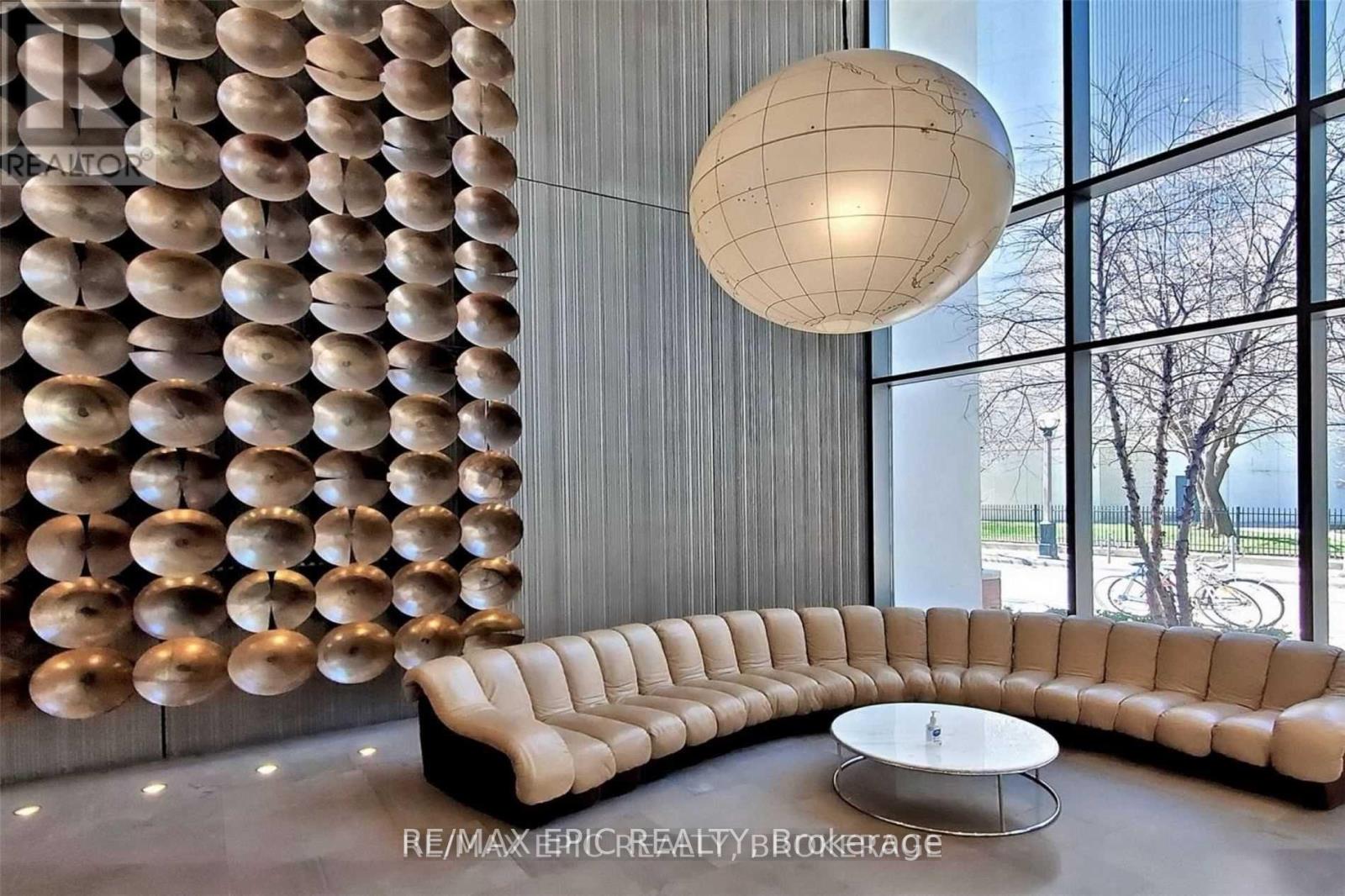 2703 - 75 St Nicholas Street, Toronto, Ontario  M4Y 0A5 - Photo 14 - C12494716