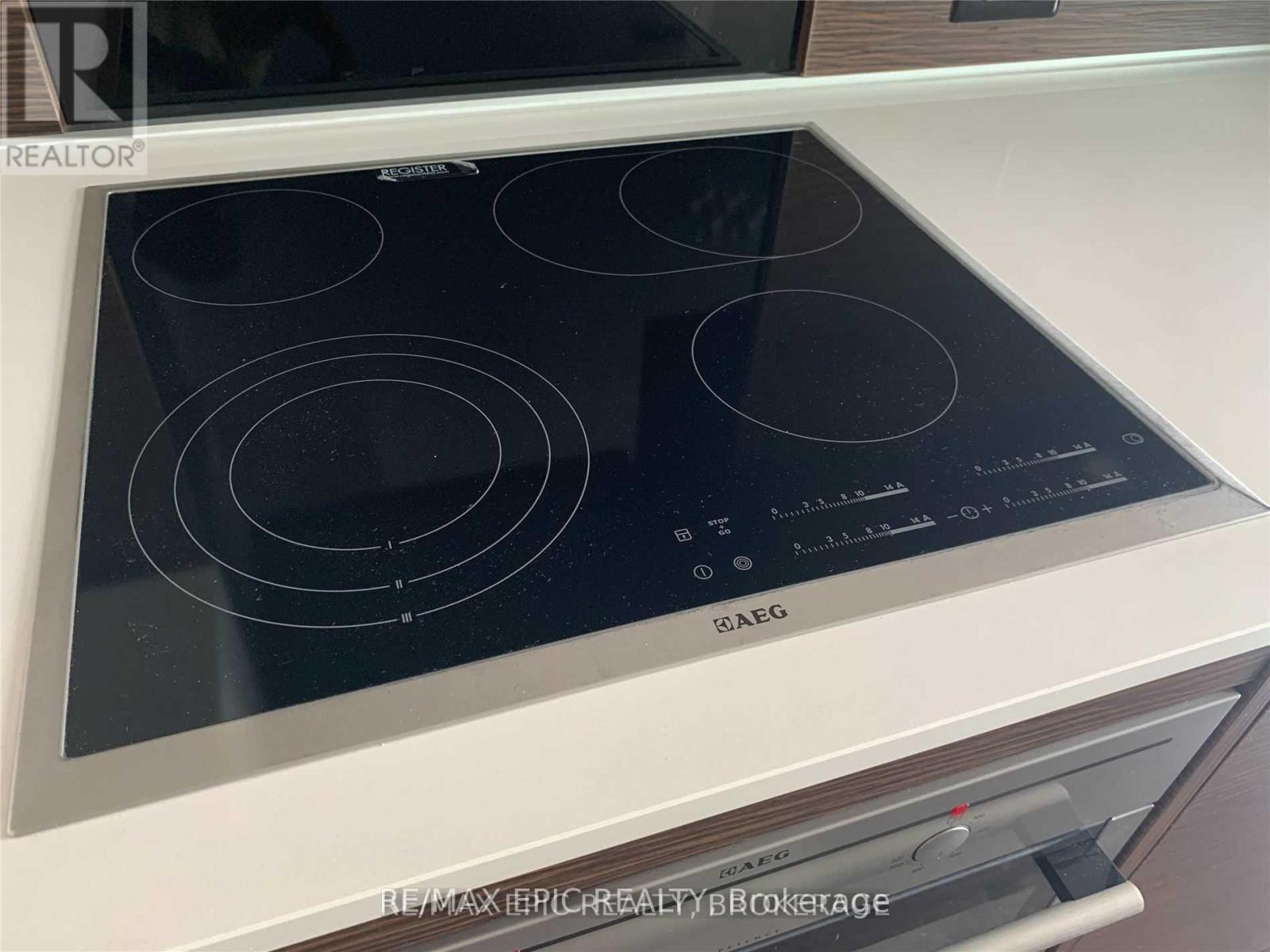 2703 - 75 St Nicholas Street, Toronto, Ontario  M4Y 0A5 - Photo 6 - C12494716