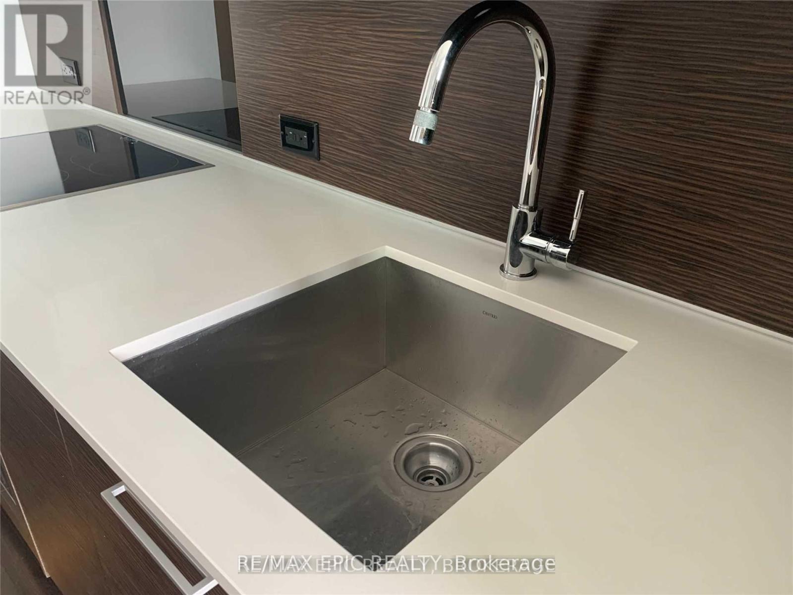 2703 - 75 St Nicholas Street, Toronto, Ontario  M4Y 0A5 - Photo 7 - C12494716