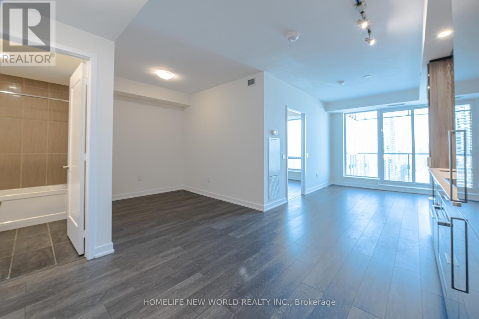 3906 - 28 Freeland Street, Toronto, Ontario  M5E 0E3 - Photo 2 - C12494756