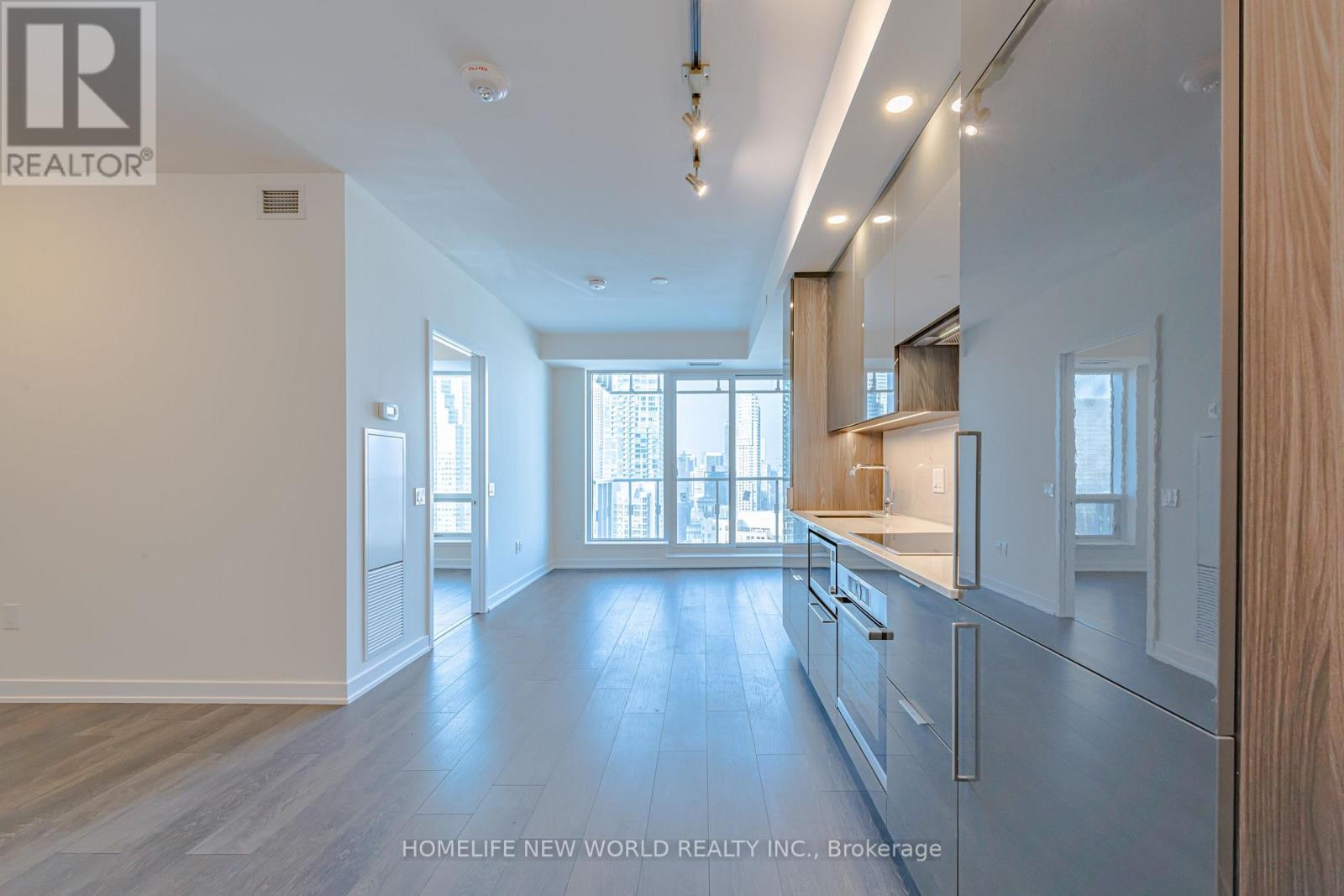 3906 - 28 Freeland Street, Toronto, Ontario  M5E 0E3 - Photo 3 - C12494756