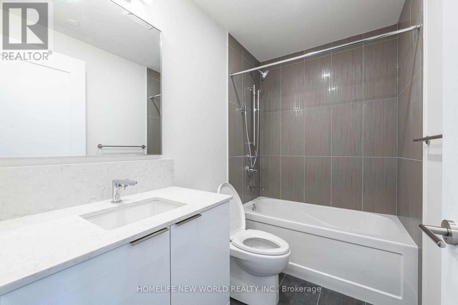3906 - 28 Freeland Street, Toronto, Ontario  M5E 0E3 - Photo 6 - C12494756