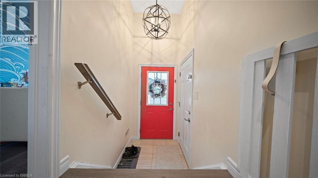 32 Schuyler Street, Paris, Ontario  N3L 0E5 - Photo 5 - 40782339