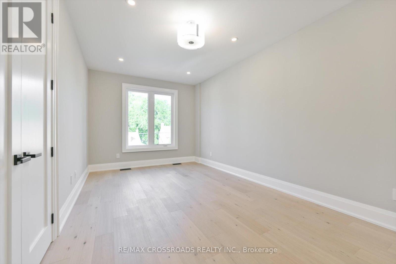 84 Westbourne Avenue, Toronto, Ontario  M1L 2Y5 - Photo 19 - E12494702