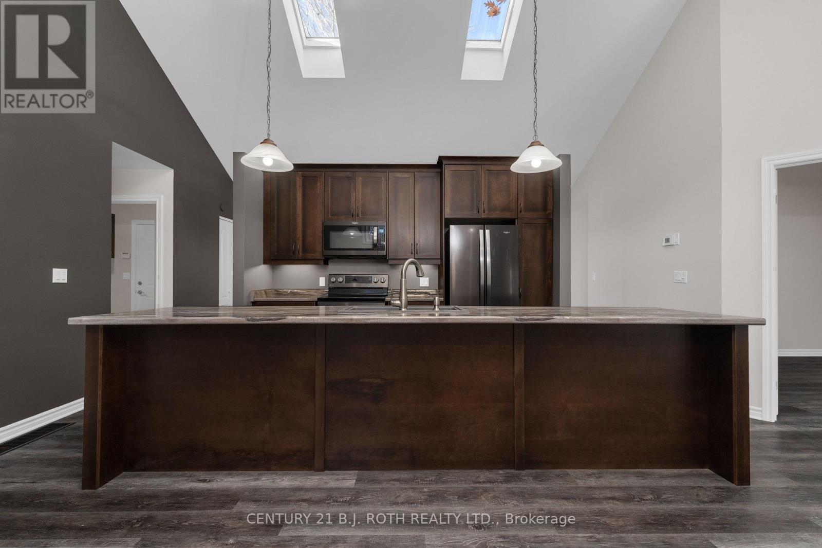 7333 Davy Drive, Ramara, Ontario  L0K 2B0 - Photo 15 - S12493298