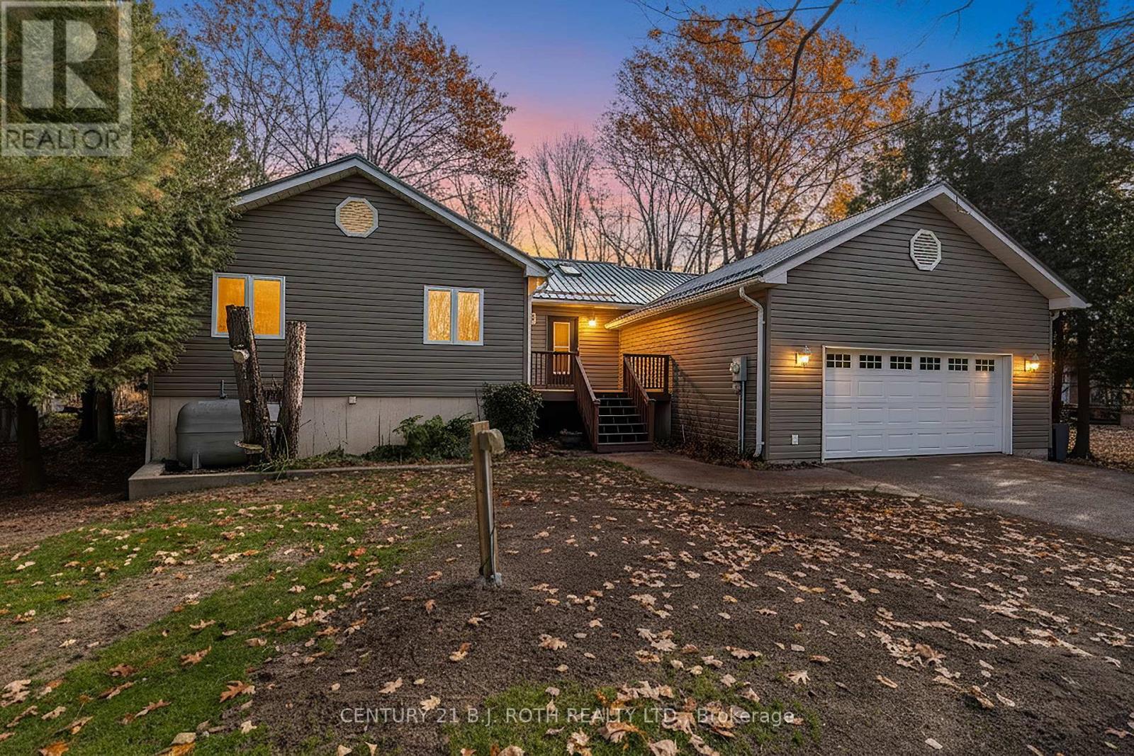 7333 Davy Drive, Ramara, Ontario  L0K 2B0 - Photo 3 - S12493298