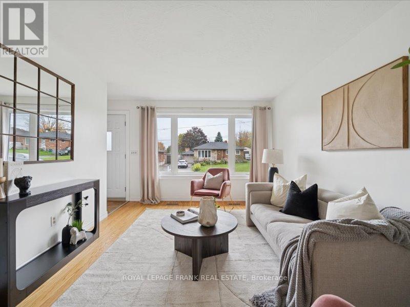 404 Conant Street, Oshawa, Ontario L1H 3S6 - Photo 9 - E12494668