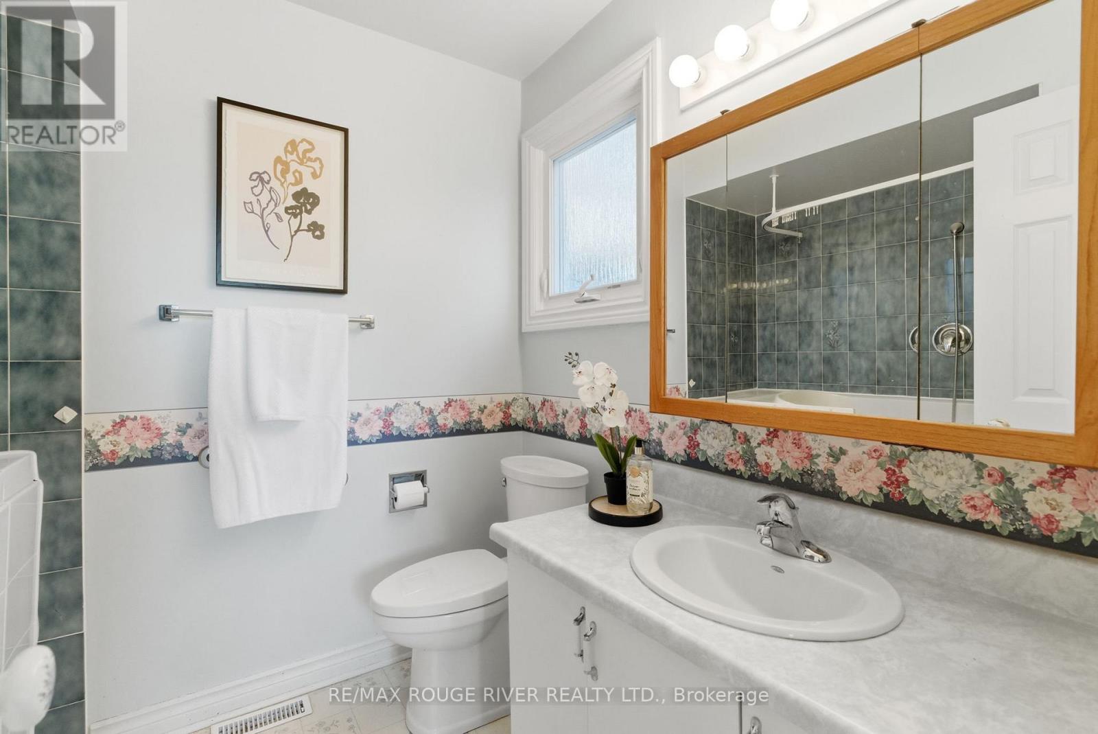 28 Adams Court, Uxbridge, Ontario  L9P 1G2 - Photo 16 - N12493186