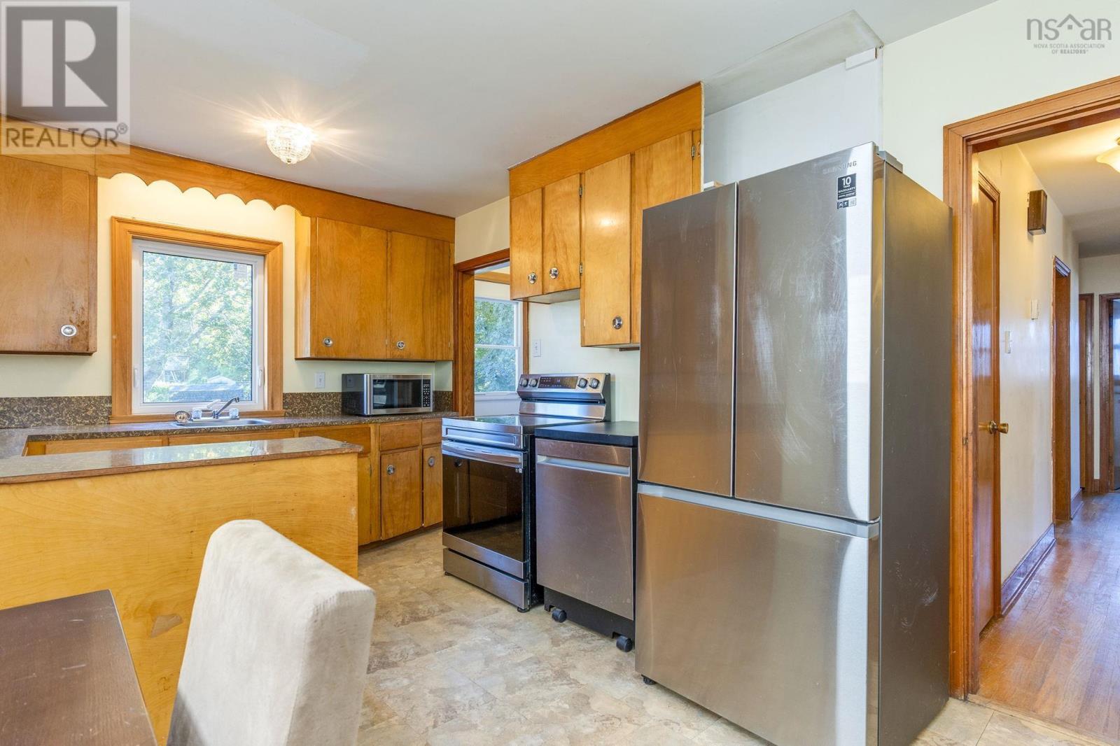 14 Limardo Drive, Dartmouth, Nova Scotia  B3A 3X4 - Photo 9 - 202525842