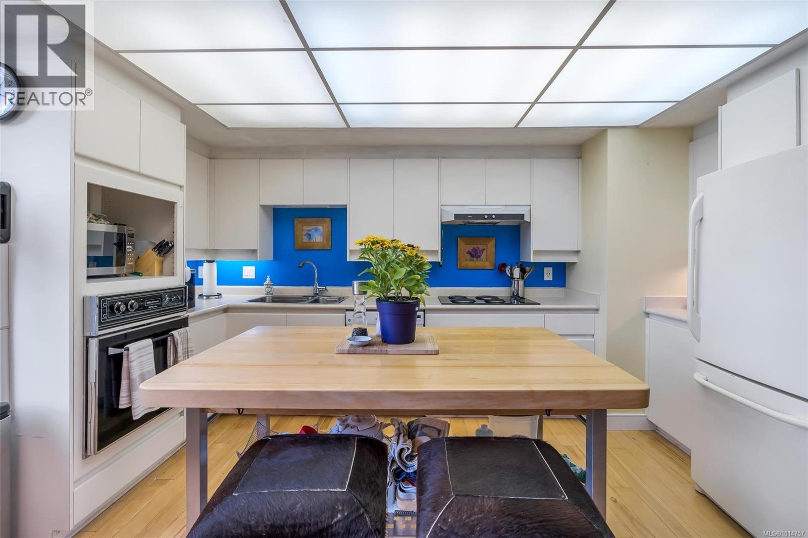 105 636 Montreal St, Victoria, British Columbia  V8V 4Y1 - Photo 25 - 1014757