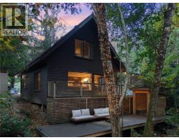 338 Walkers Hook Rd Salt Spring, Salt Spring, Ca