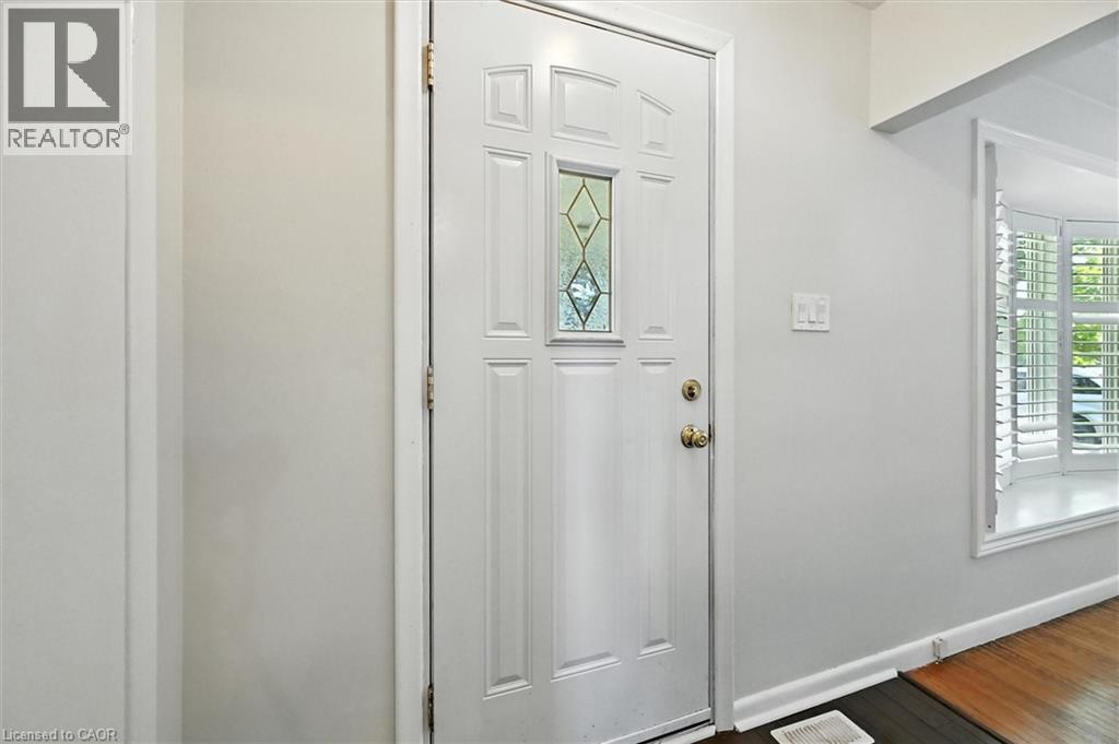 29 West 21st Street, Hamilton, Ontario  L9C 4M3 - Photo 4 - 40779645