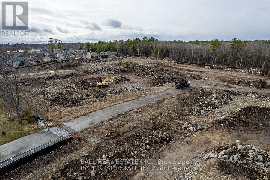 38 Hemlock Crescent, Kawartha Lakes (Bobcaygeon), Ontario  K0M 1A0 - Photo 17 - X12494818