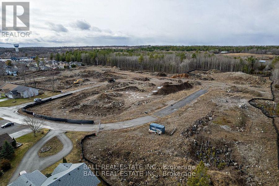 38 Hemlock Crescent, Kawartha Lakes (Bobcaygeon), Ontario  K0M 1A0 - Photo 18 - X12494818