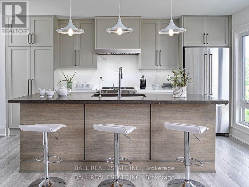 38 Hemlock Crescent, Kawartha Lakes (Bobcaygeon), Ontario  K0M 1A0 - Photo 2 - X12494818