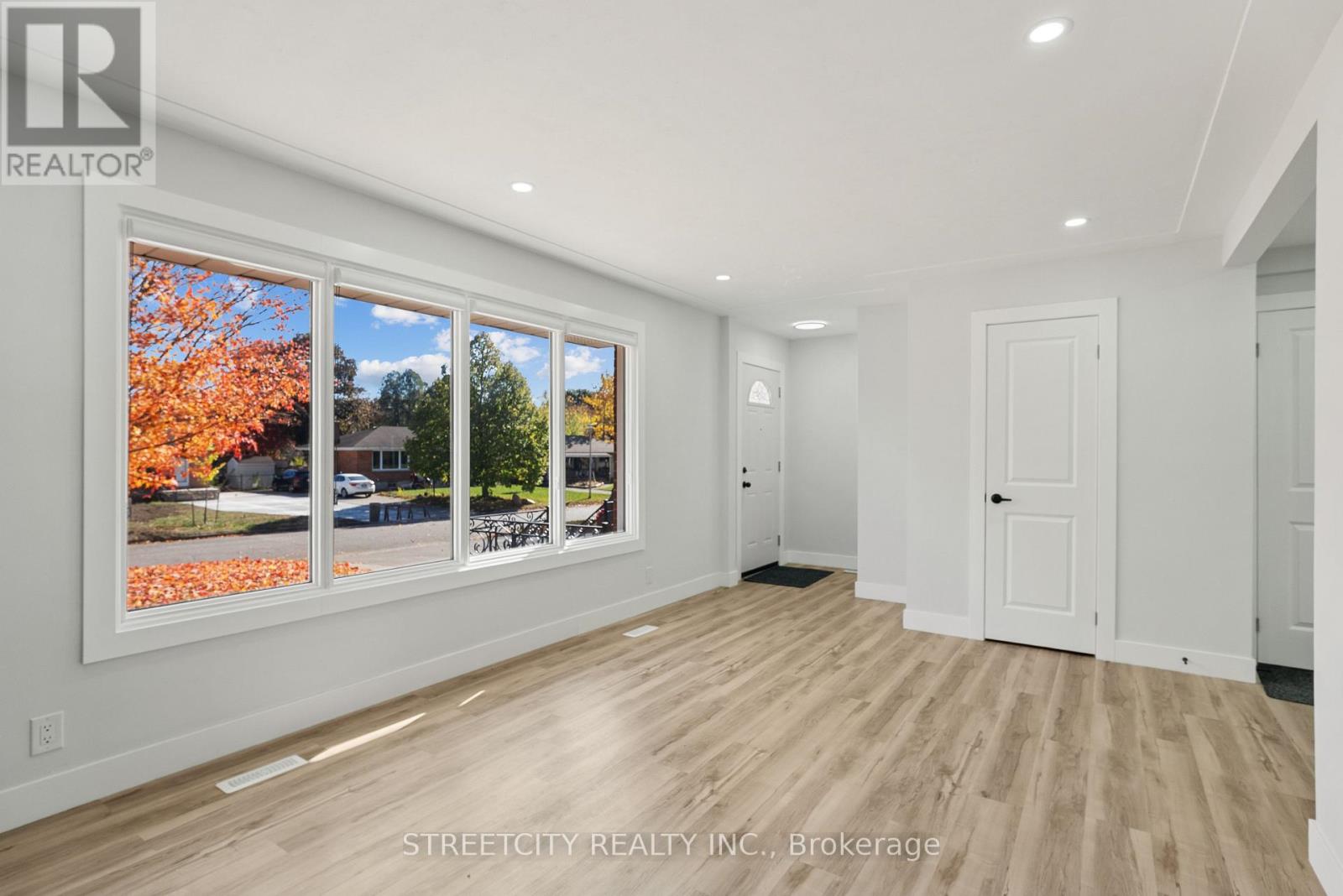 53 Susan Avenue, London East, Ontario  N5V 2G1 - Photo 6 - X12494776