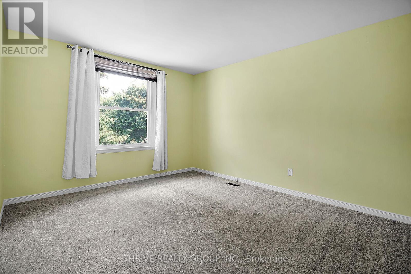 663 Woodcrest Boulevard, London South (South M), Ontario  N6K 1P8 - Photo 19 - X12494808