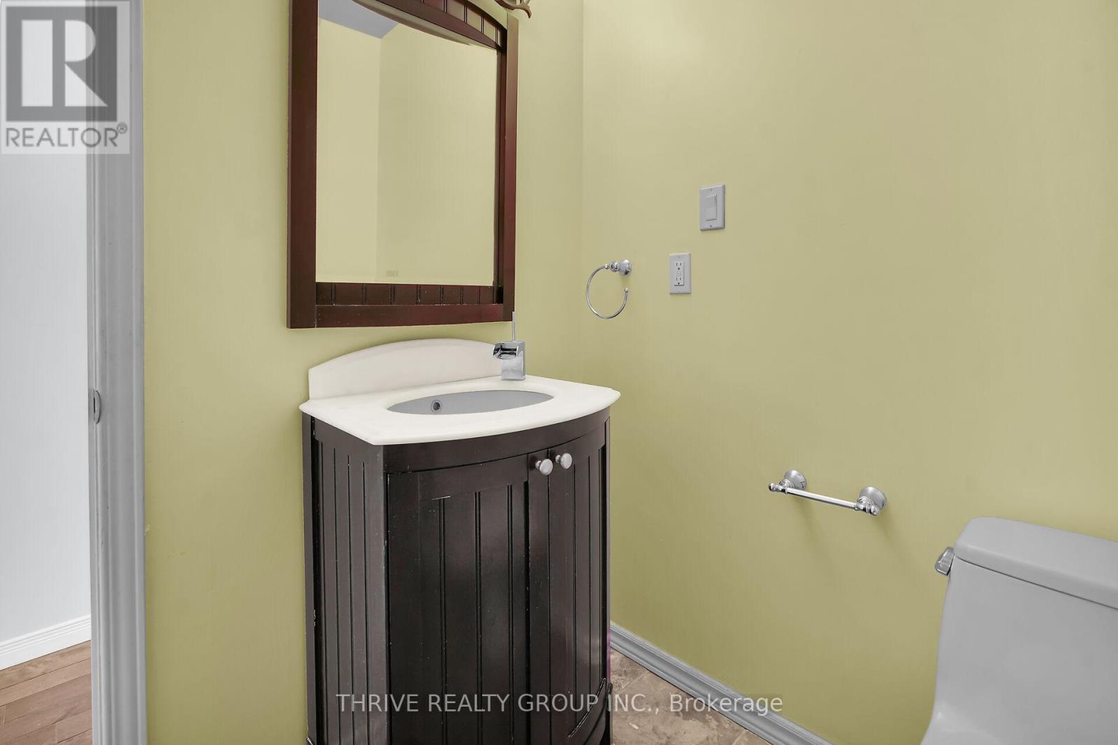 663 Woodcrest Boulevard, London South (South M), Ontario  N6K 1P8 - Photo 24 - X12494808