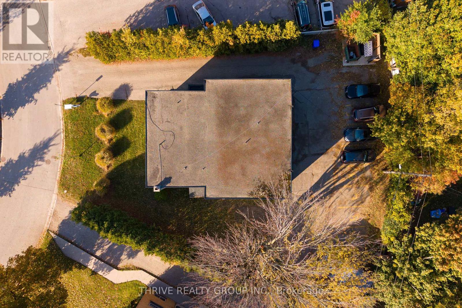 139 Godfrey Drive, London East (East D), Ontario  N5V 2E8 - Photo 9 - X12494896