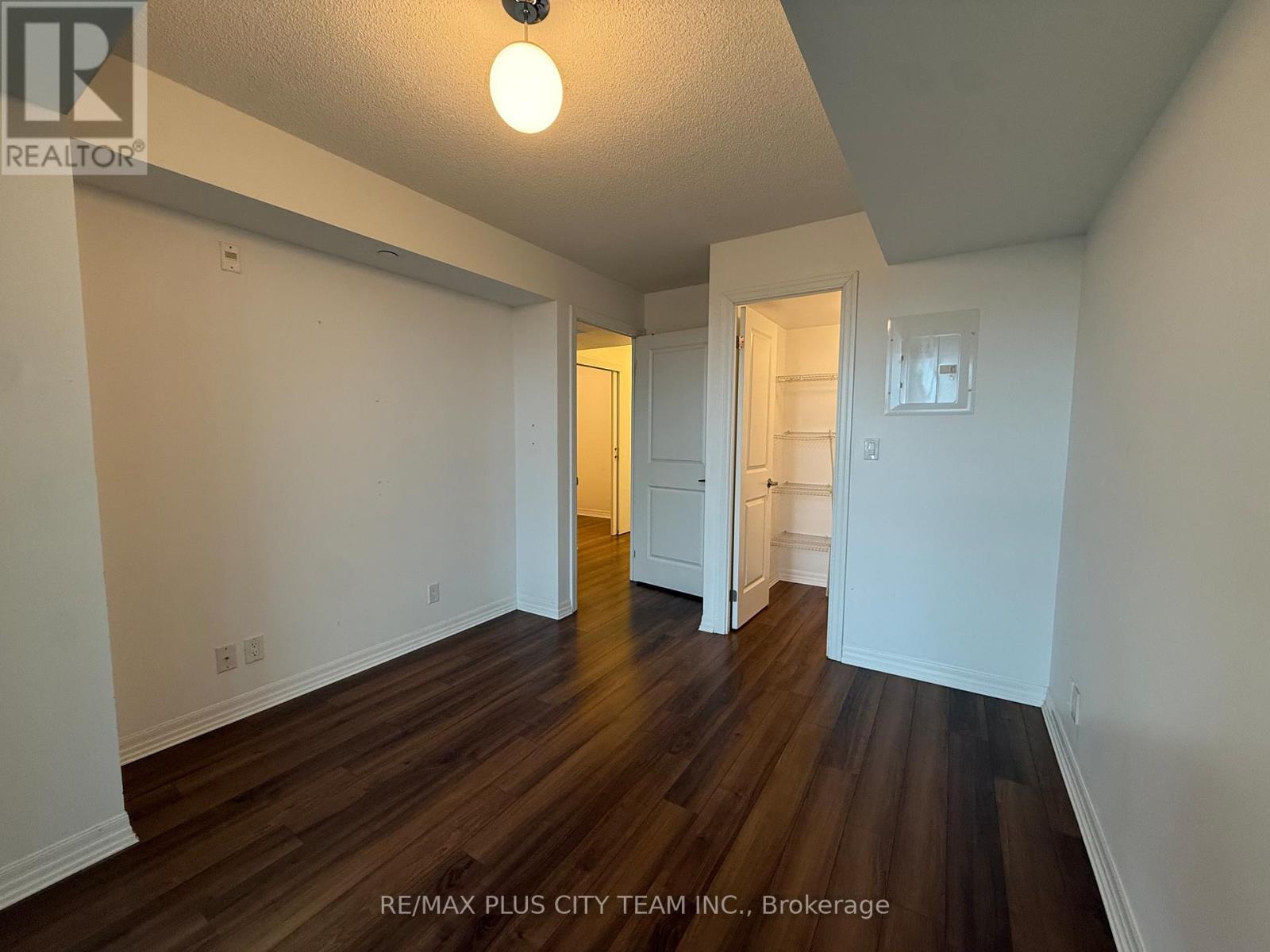 807 - 80 Esther Lorrie Drive S, Toronto, Ontario  M9W 0C6 - Photo 13 - W12494730