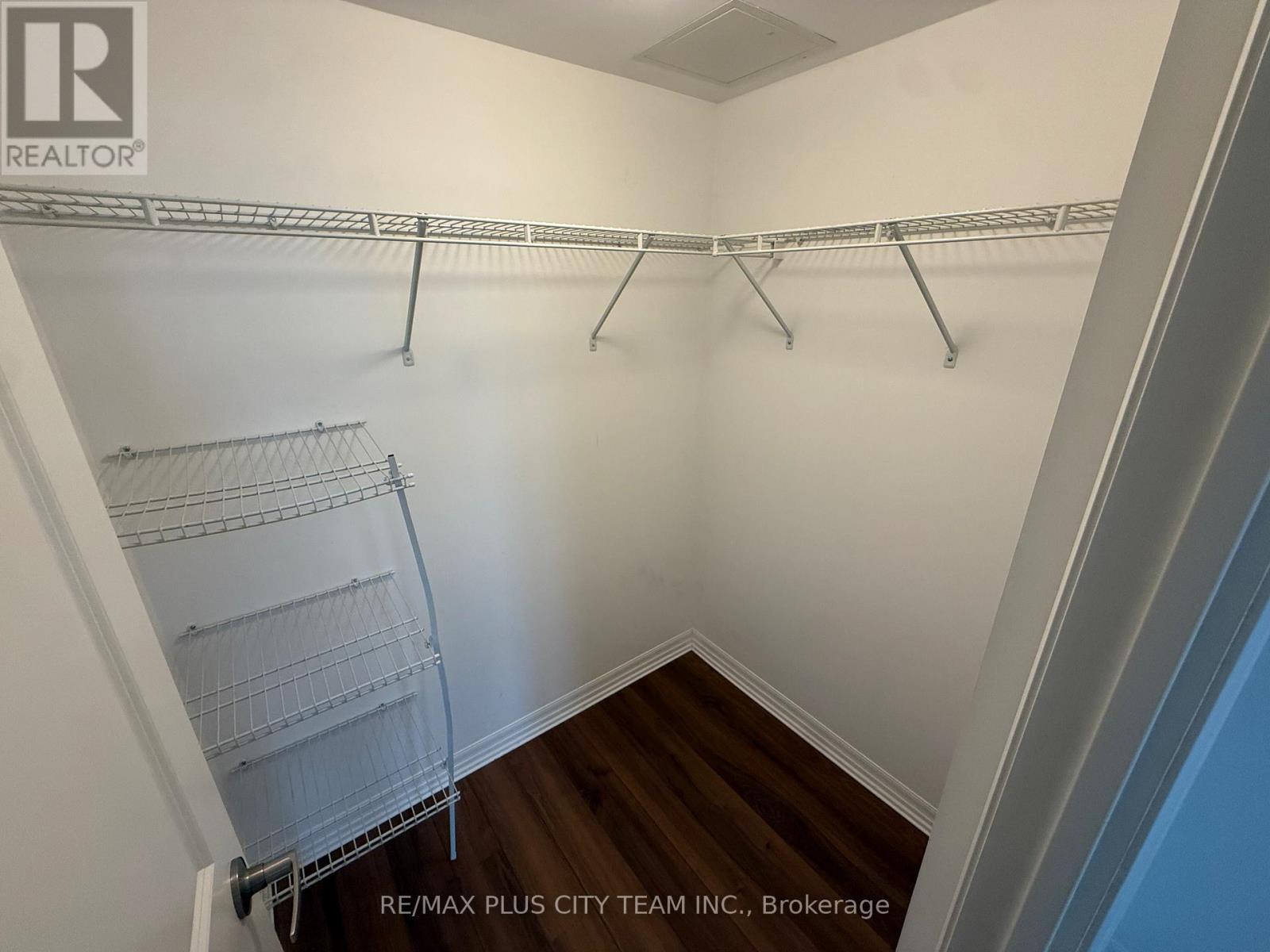 807 - 80 Esther Lorrie Drive S, Toronto, Ontario  M9W 0C6 - Photo 14 - W12494730