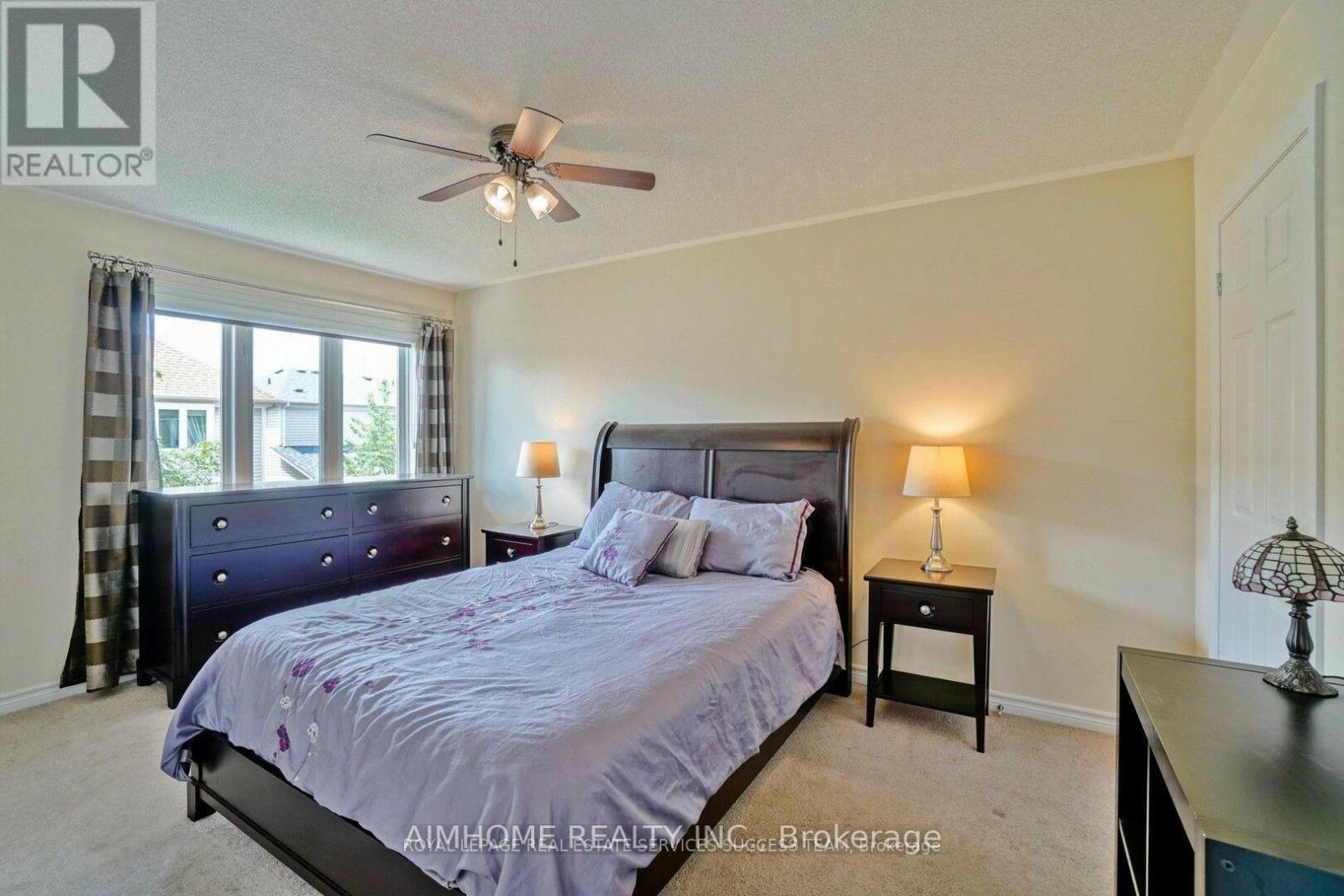 1054 Ryckman Common, Burlington, Ontario  L7R 0B6 - Photo 20 - W12494740