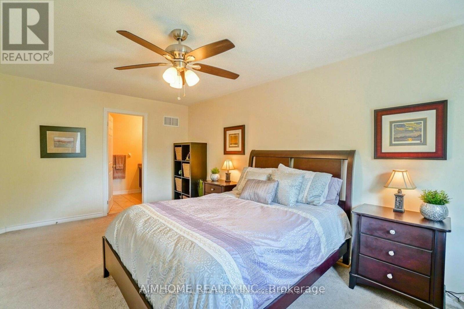 1054 Ryckman Common, Burlington, Ontario  L7R 0B6 - Photo 25 - W12494740