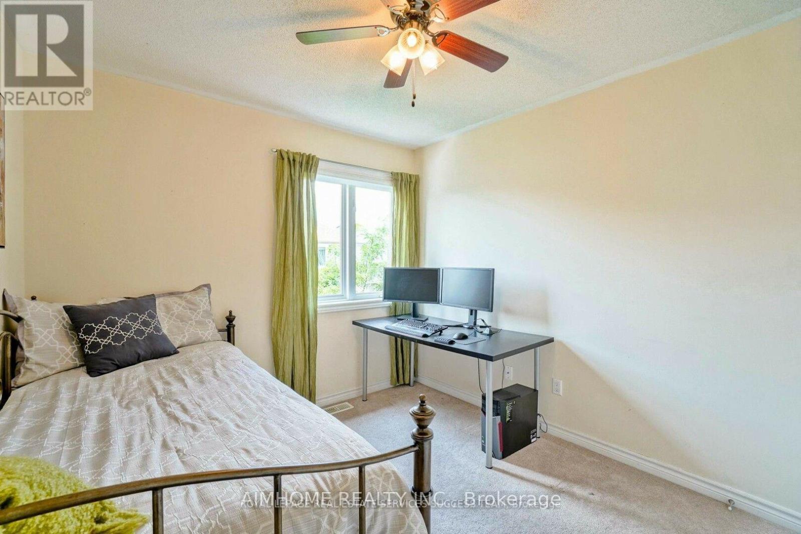 1054 Ryckman Common, Burlington, Ontario  L7R 0B6 - Photo 26 - W12494740