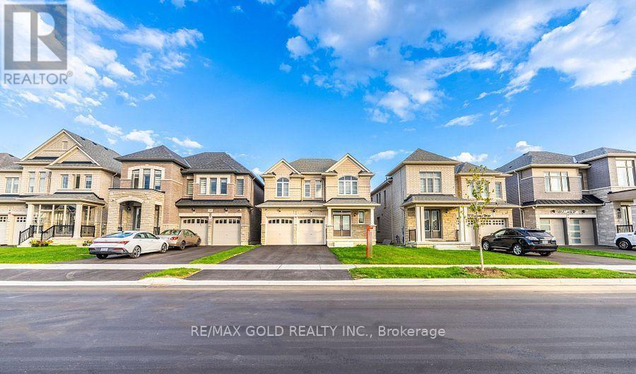 35 Academy Drive, Brampton, Ontario  L6P 3C9 - Photo 3 - W12494750