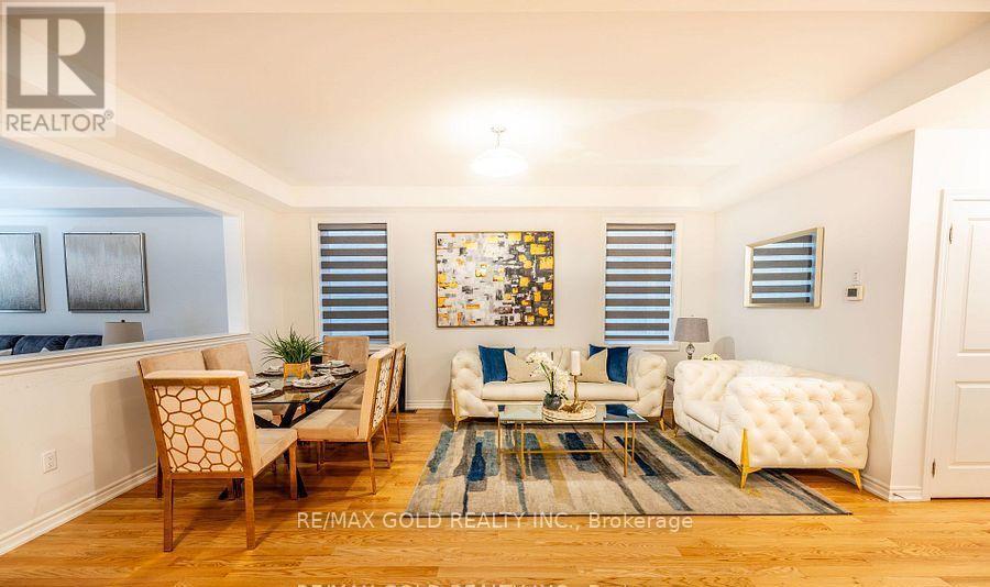 35 Academy Drive, Brampton, Ontario  L6P 3C9 - Photo 7 - W12494750