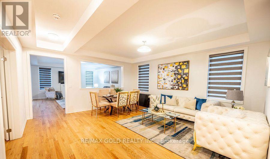 35 Academy Drive, Brampton, Ontario  L6P 3C9 - Photo 8 - W12494750