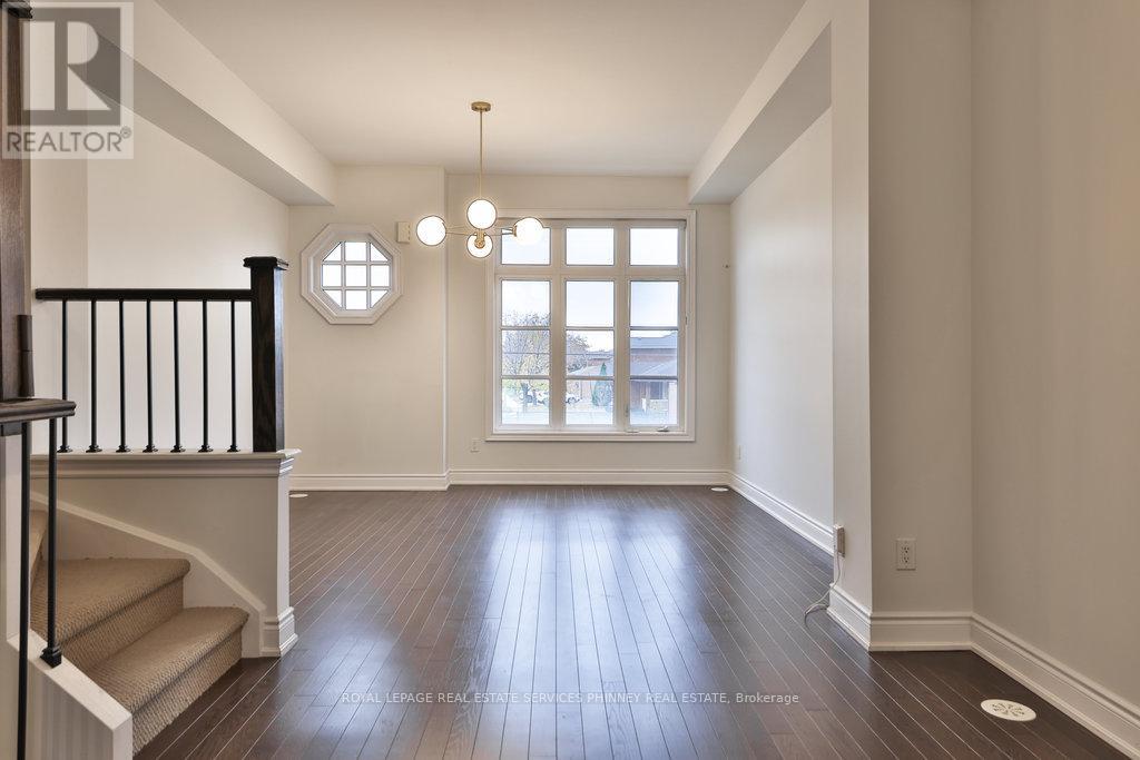 7 - 2160 Trafalgar Road, Oakville, Ontario  L6H 7H2 - Photo 12 - W12494762