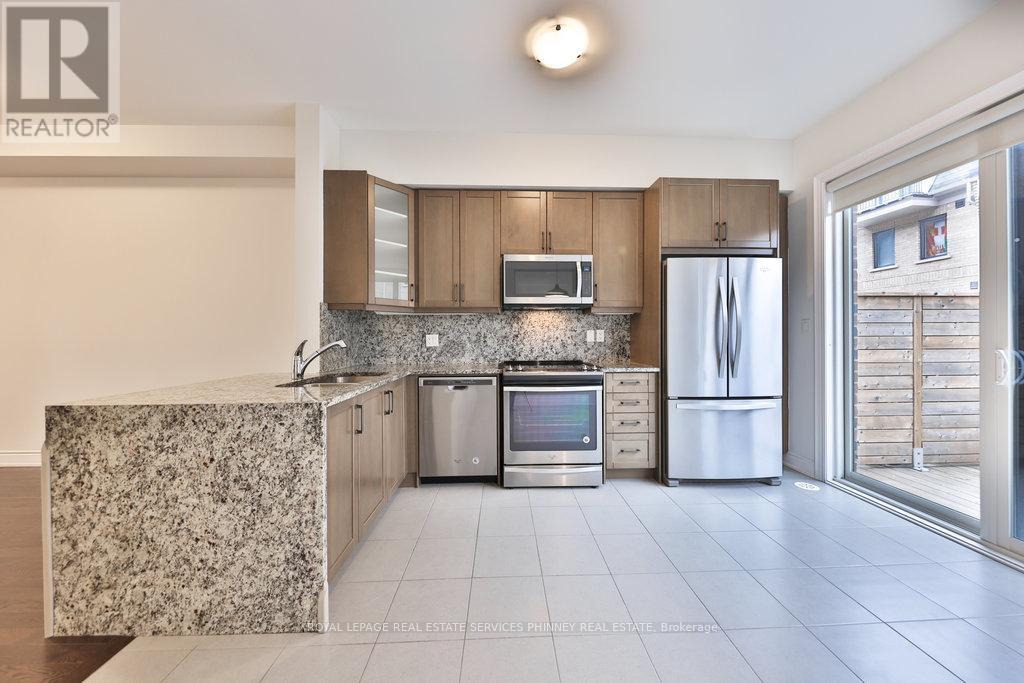 7 - 2160 Trafalgar Road, Oakville, Ontario  L6H 7H2 - Photo 13 - W12494762