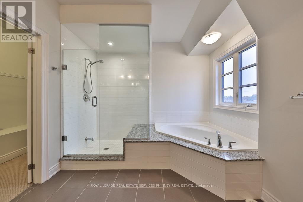 7 - 2160 Trafalgar Road, Oakville, Ontario  L6H 7H2 - Photo 30 - W12494762