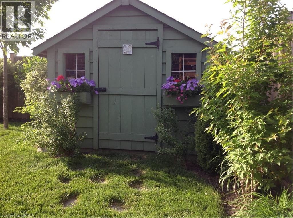 32 Patten Drive, St. George, Ontario  N0E 1N0 - Photo 30 - 40784636