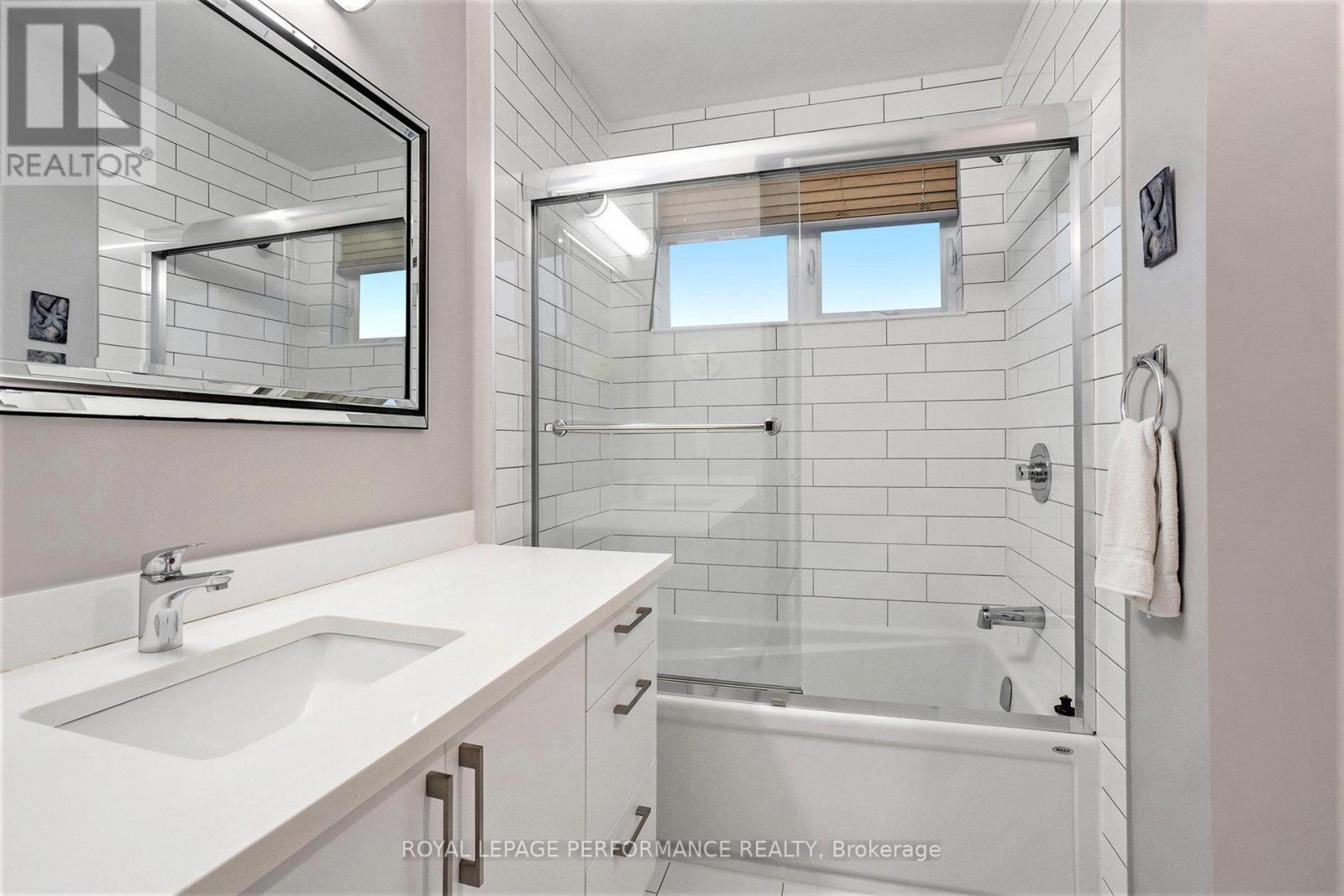 1 - 509 Gladstone Avenue, Ottawa, Ontario  K1R 5N9 - Photo 23 - X12494812