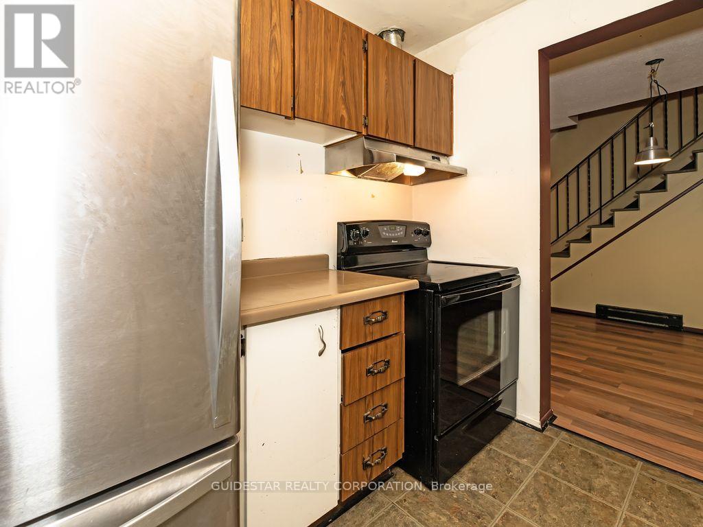 122 Renova Private, Ottawa, Ontario  K1G 4C6 - Photo 12 - X12494822