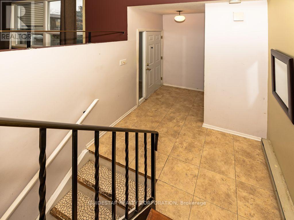 122 Renova Private, Ottawa, Ontario  K1G 4C6 - Photo 19 - X12494822