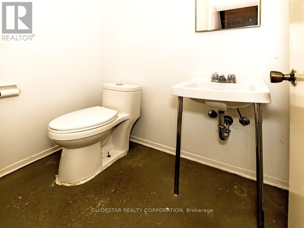 122 Renova Private, Ottawa, Ontario  K1G 4C6 - Photo 23 - X12494822